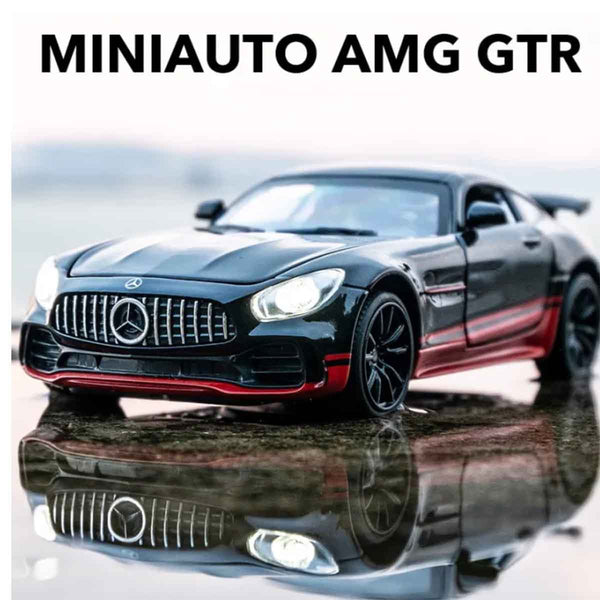 1:24 Mercedes Benz AMG GTR Diecast Model Car Toy with Lights and Music for Kids