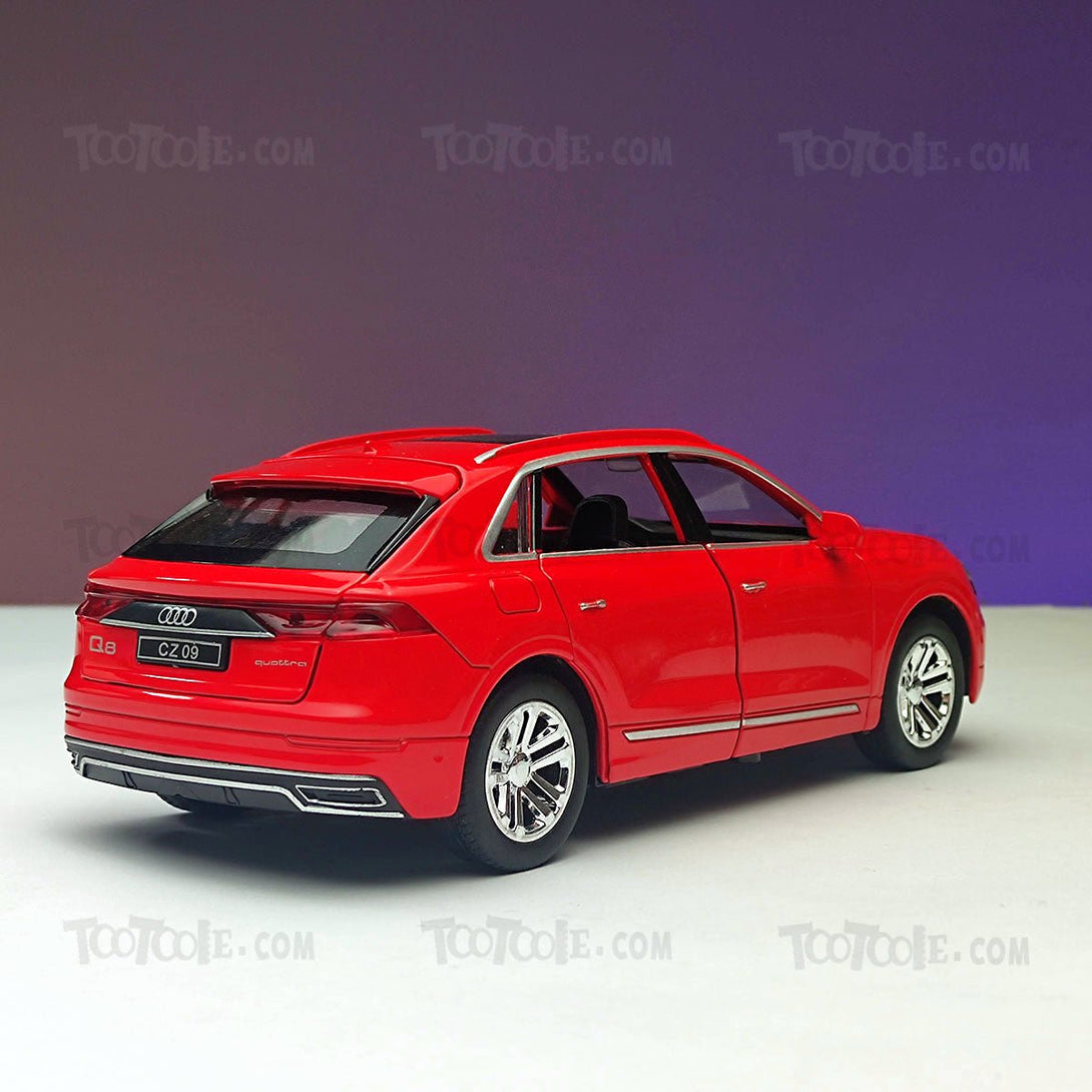 Diecast Car Audi Q8 Quattro Luxury SUV Pull Back Car Model with Sound Light - Tootooie