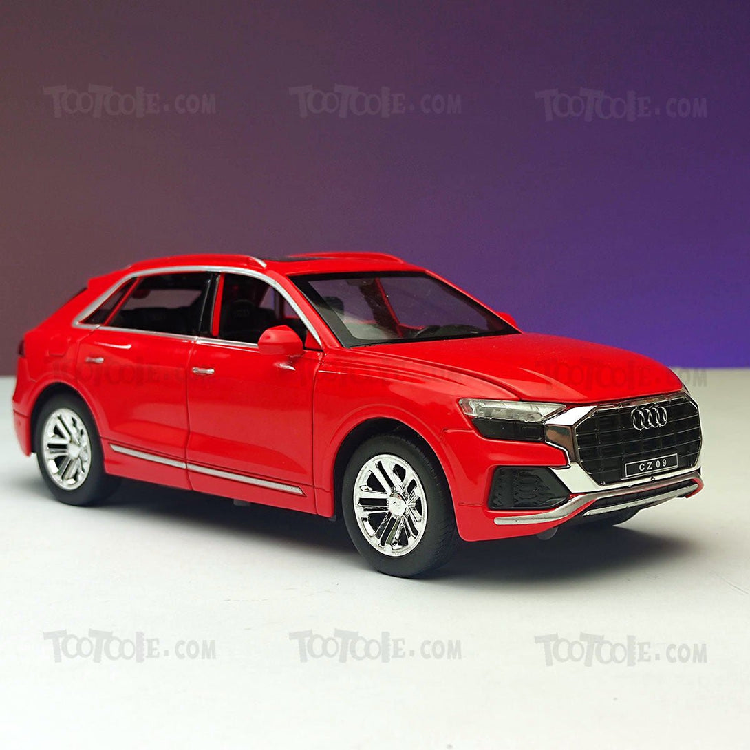 Diecast Car Audi Q8 Quattro Luxury SUV Pull Back Car Model with Sound Light - Tootooie