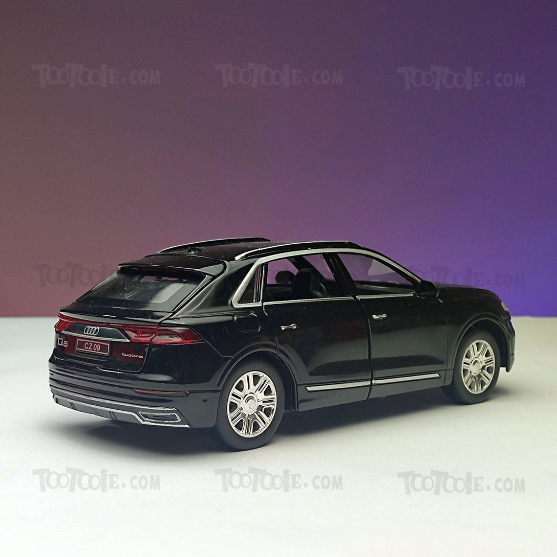 Diecast Car Audi Q8 Quattro Luxury SUV Pull Back Car Model with Sound Light - Tootooie