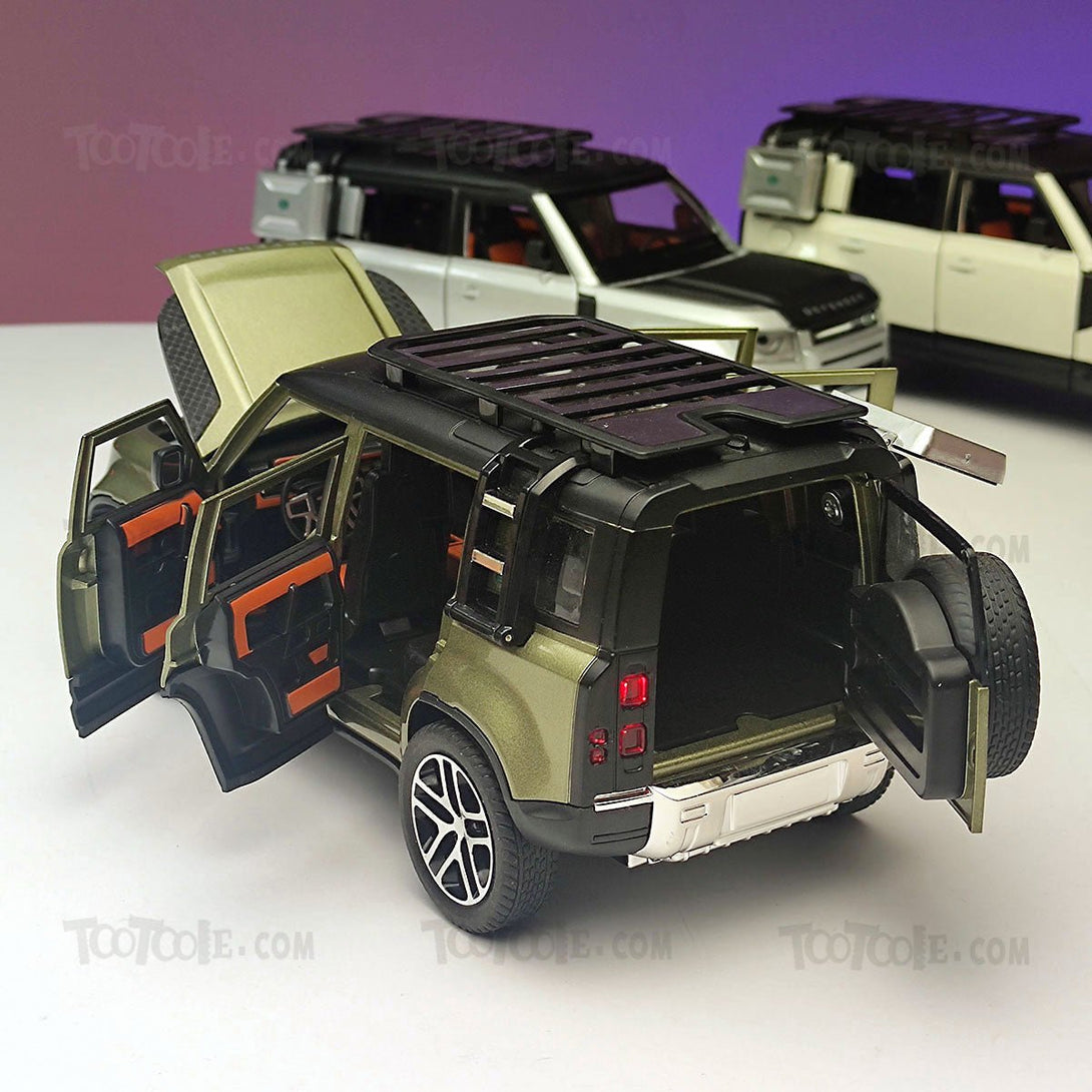 Diecast Car Land Rover Defender Luxury SUV Pull Back Car Model with Light - Tootooie