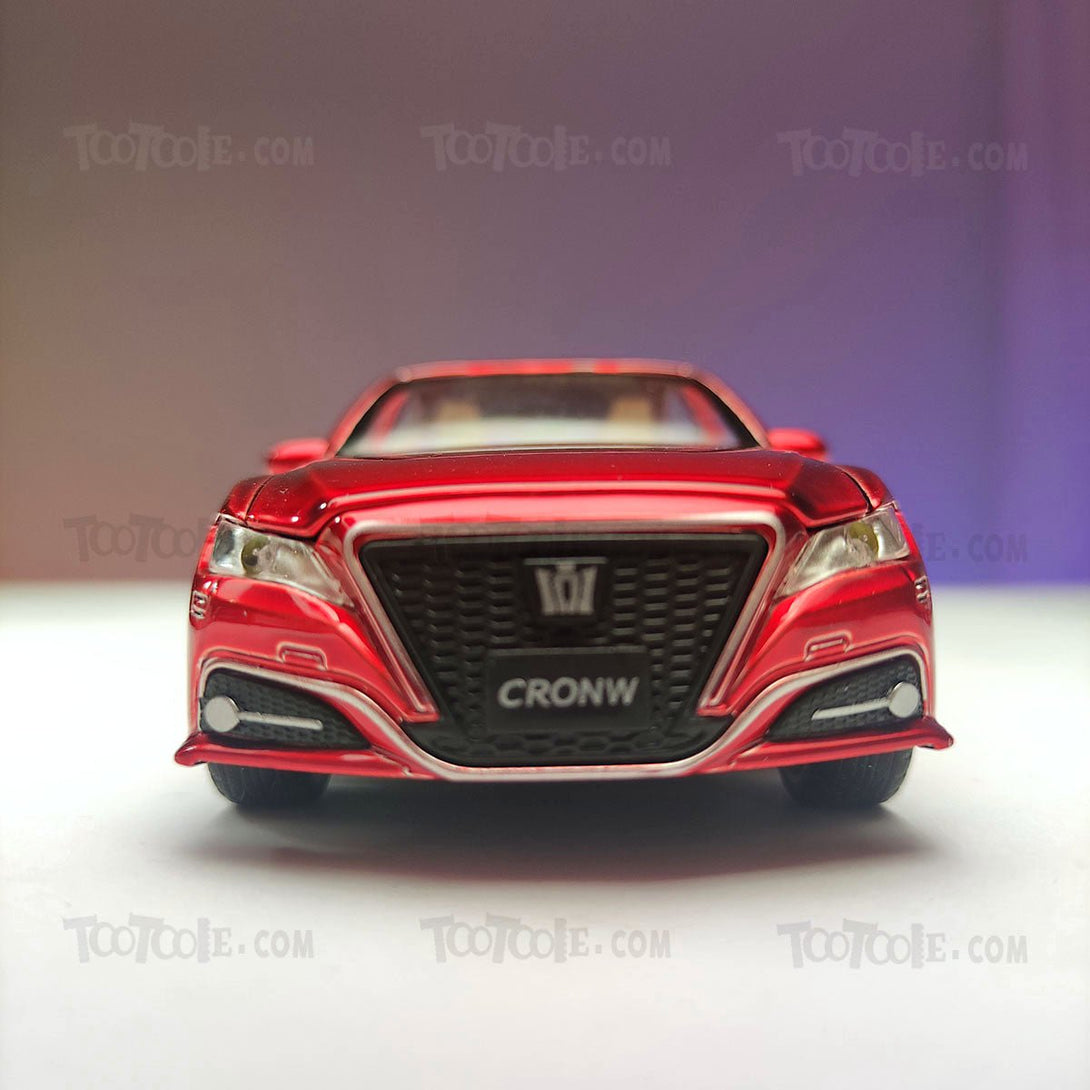 Diecast Car Toyota Crown Luxury SUV Pull Back Car Model with Light - Tootooie