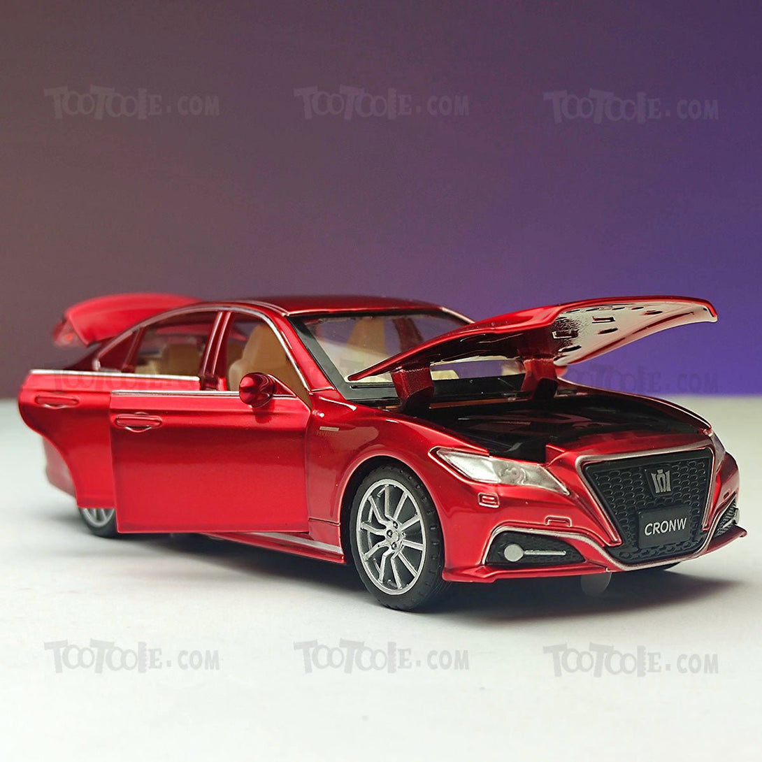 Diecast Car Toyota Crown Luxury SUV Pull Back Car Model with Light - Tootooie